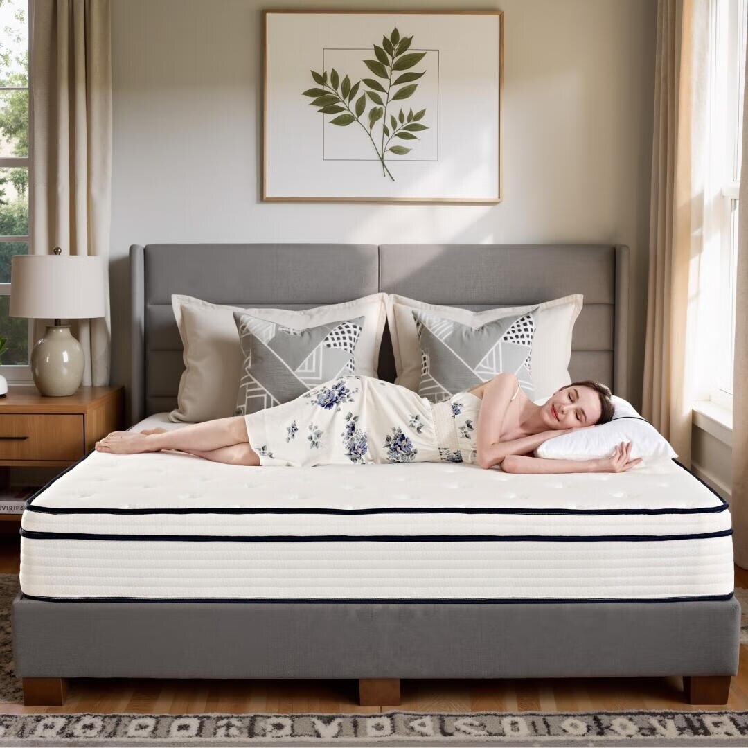 Materasso a molle insacchettate indipendenti in memory foam con parte superiore in gel Euro da 12 pollici di medie dimensioni, in una scatola