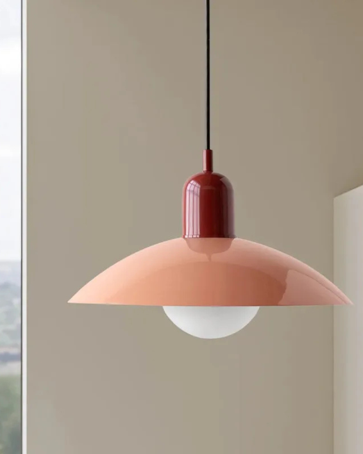 Le Chapeau Éclatant