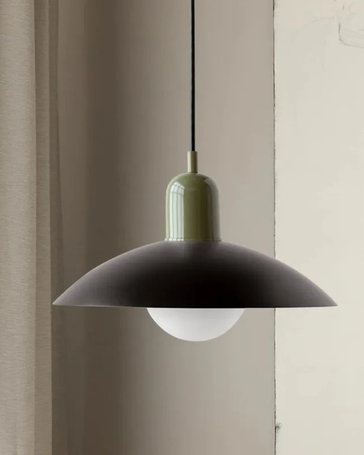 Le Chapeau Éclatant