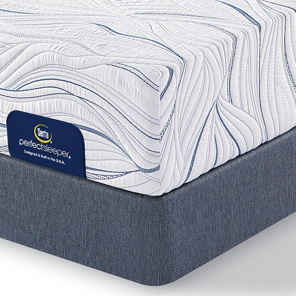 Set di materassi in memory foam gel scintillante Serta Perfect Sleeper da 12 pollici