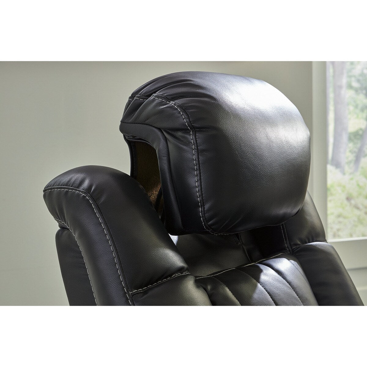 Divano reclinabile Signature Design by Ashley Caveman Den Midnight Power - 86 L x 42 P x 42 A