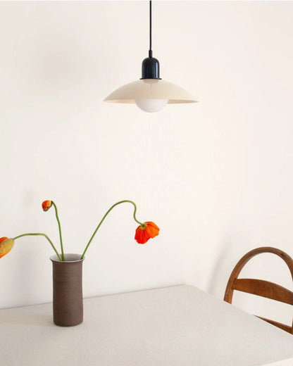 Le Chapeau Éclatant