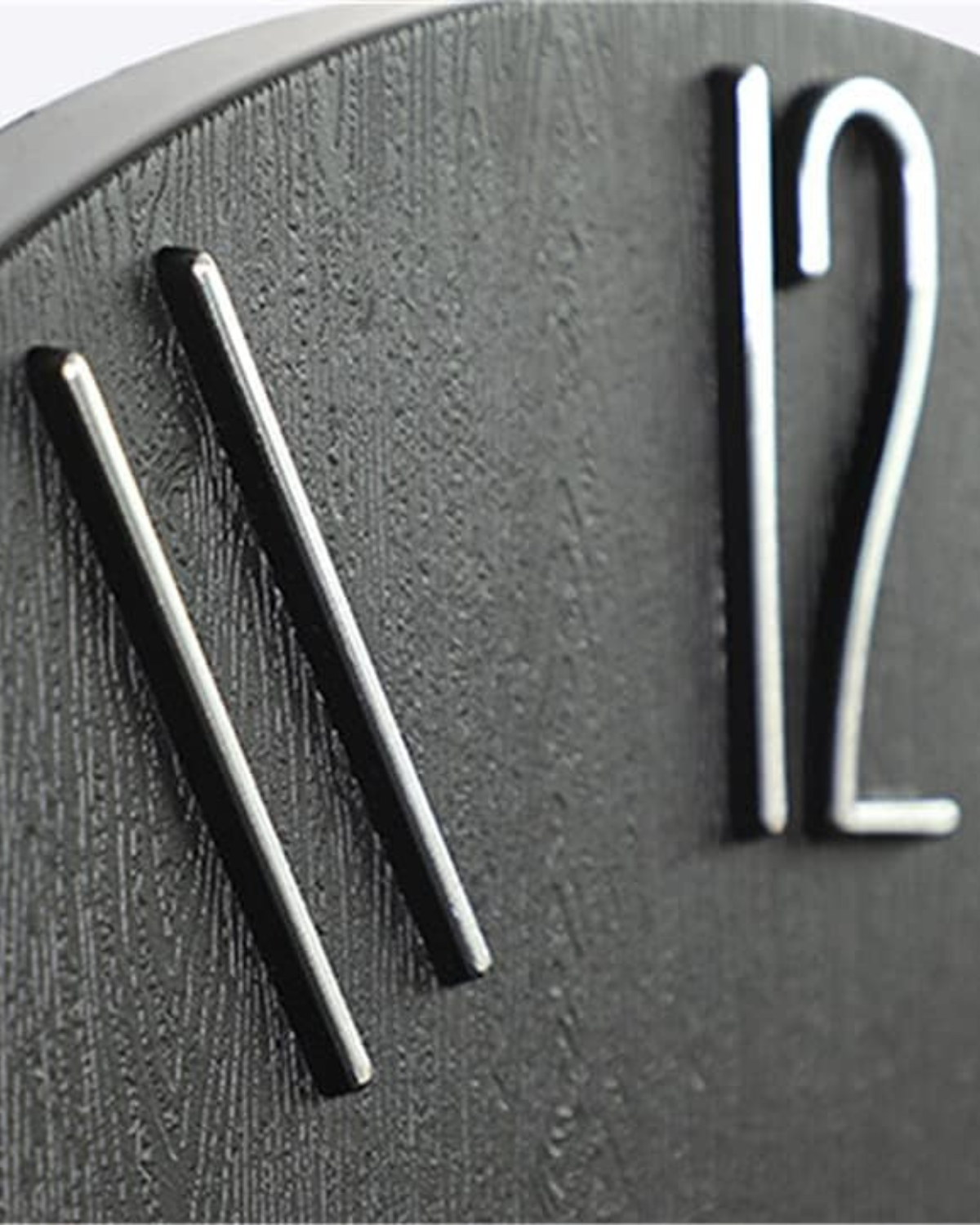 Orologio scandinavo in legno