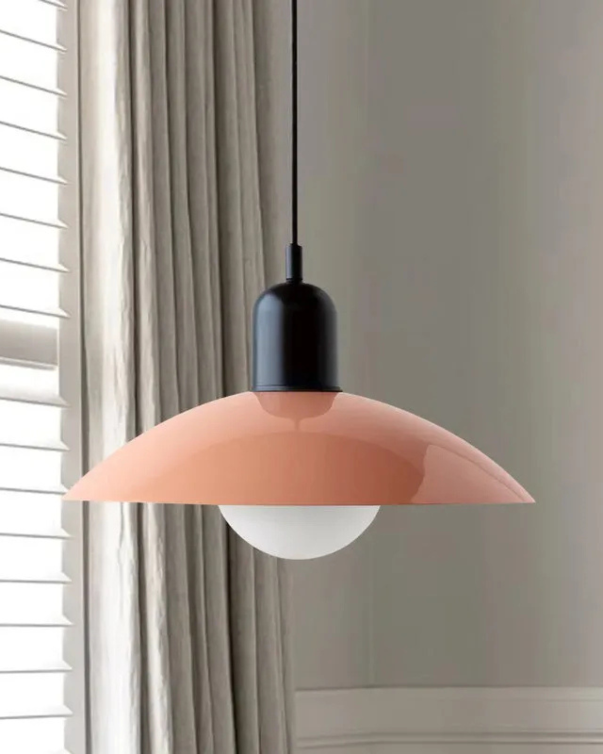 Le Chapeau Éclatant