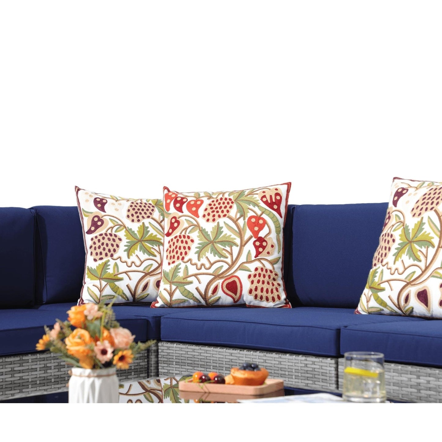 Set di 15 divani da giardino in vimini con braciere e tavolo