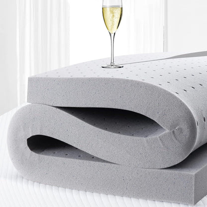 Coprimaterasso da 2 pollici King, coprimaterasso in memory foam in gel per letto matrimoniale per un sonno morbido e rinfrescante, allevia la pressione