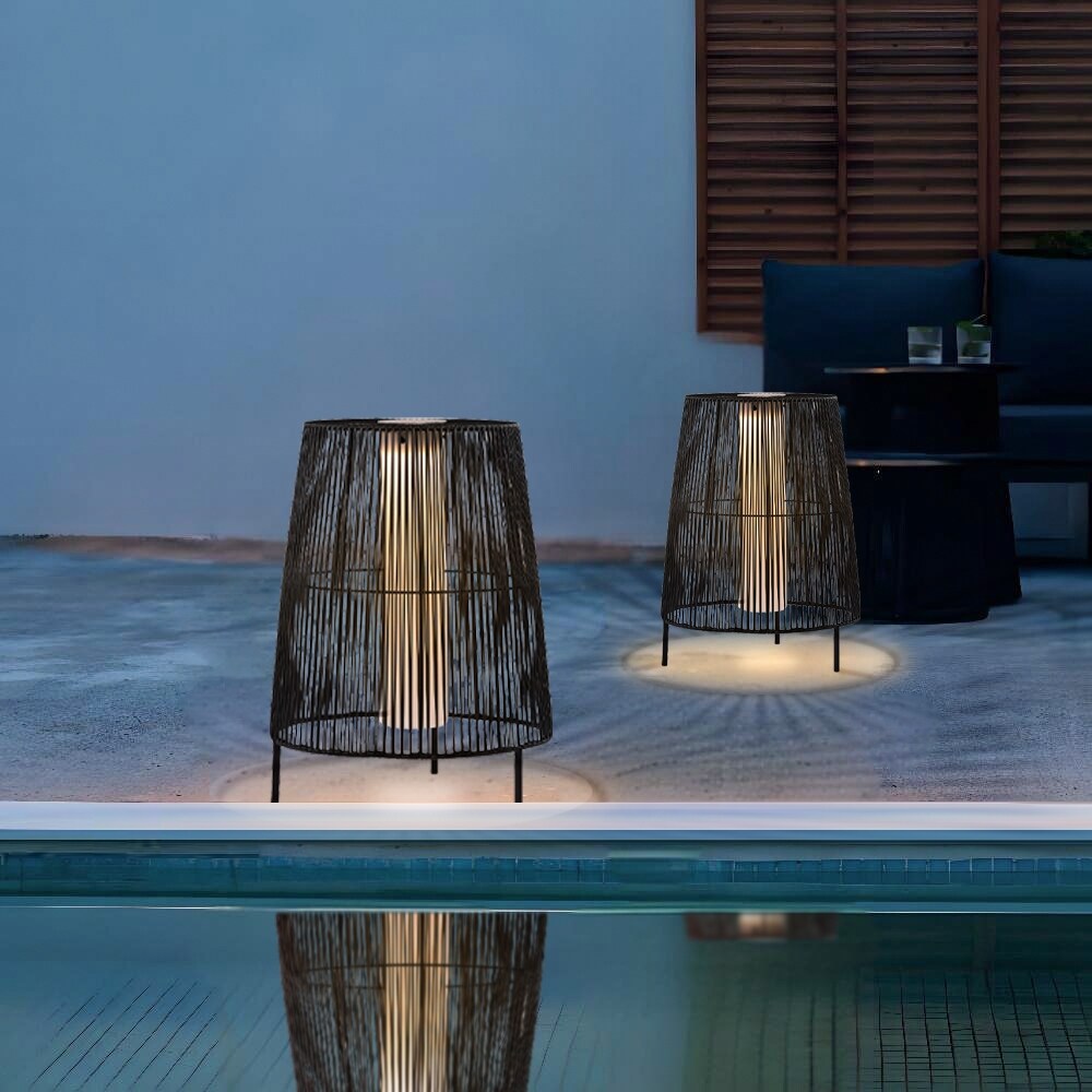 Confezione da 2 lampade da terra solari per esterni