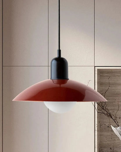 Le Chapeau Éclatant