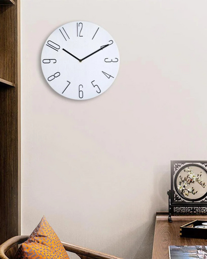 Orologio scandinavo in legno