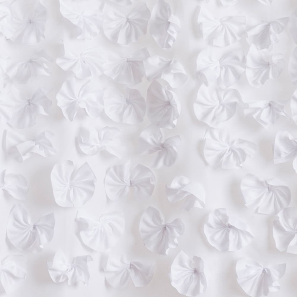 Tenda da doccia in avorio con motivo corniolo The Gray Barn