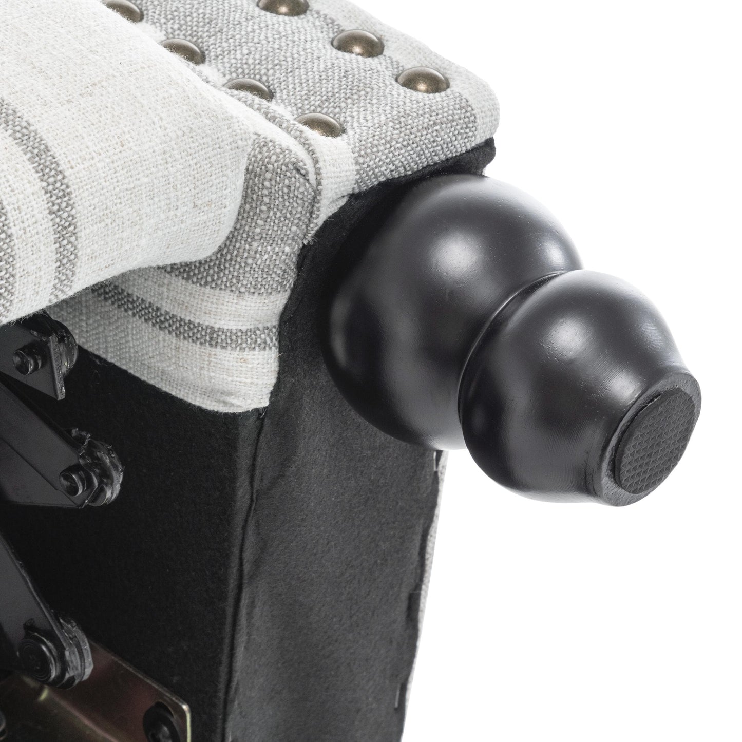 Set da 2 poltrone reclinabili manuali con schienale e finiture a borchie