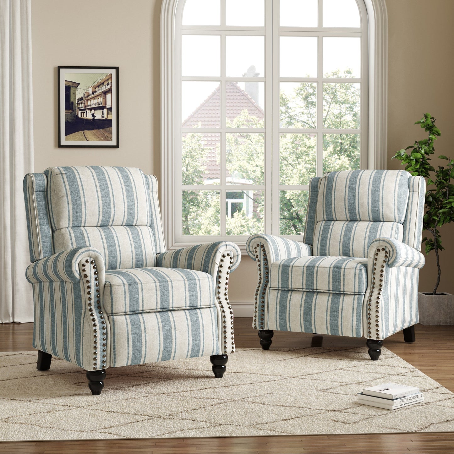 Set da 2 poltrone reclinabili manuali con schienale e finiture a borchie