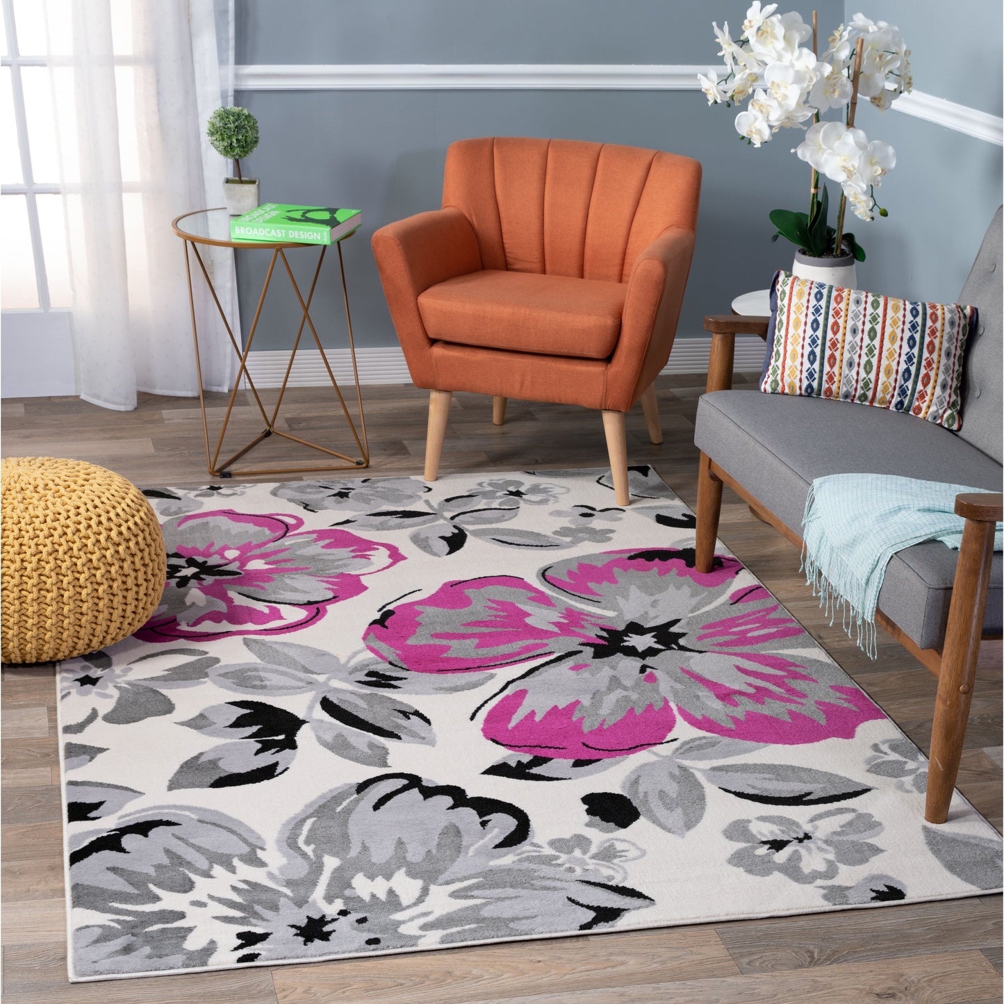 Tappeto moderno con motivo floreale della World Rug Gallery