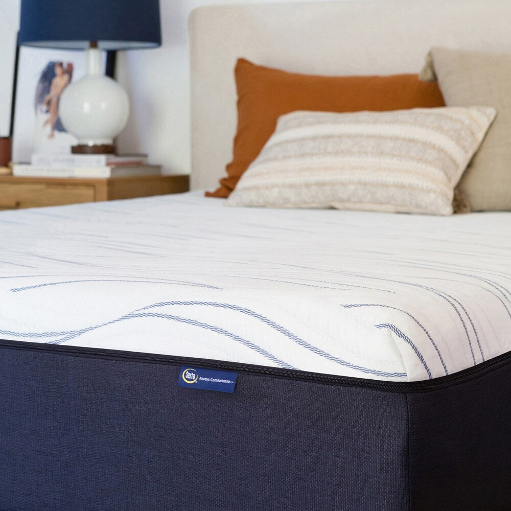 Materasso California King-size Serta Perfect Sleeper da 14 pollici in memory foam e gel, in una scatola