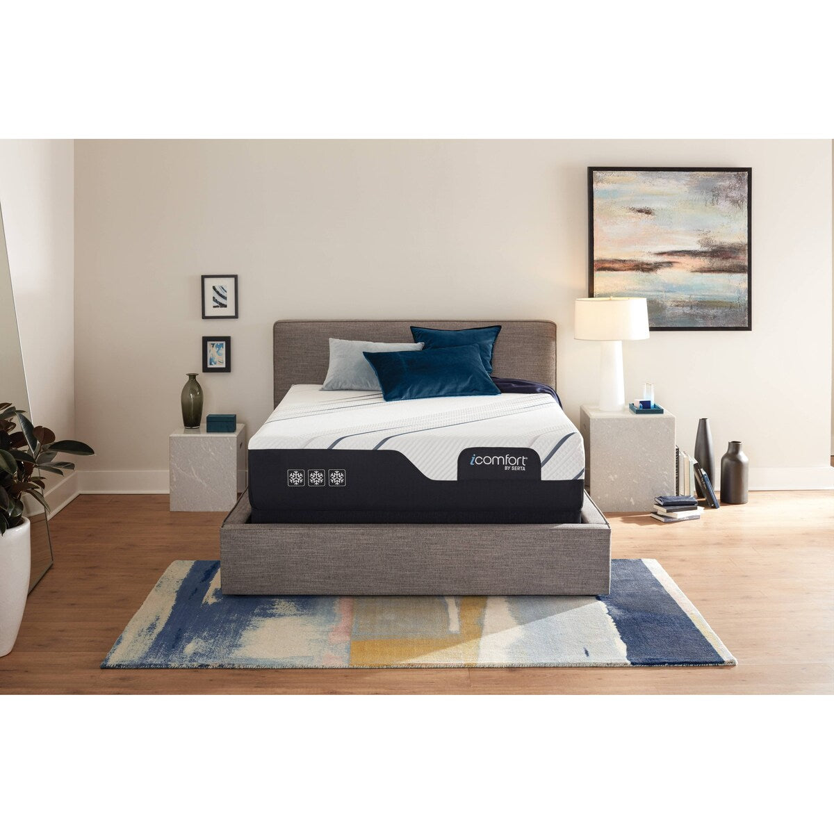 Materasso in schiuma Serta iComfort CF 4000 da 13,5 pollici