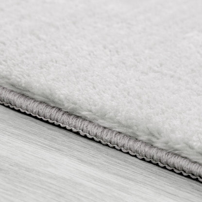 Tappeto morbido lavabile con retro antiscivolo in tinta unita