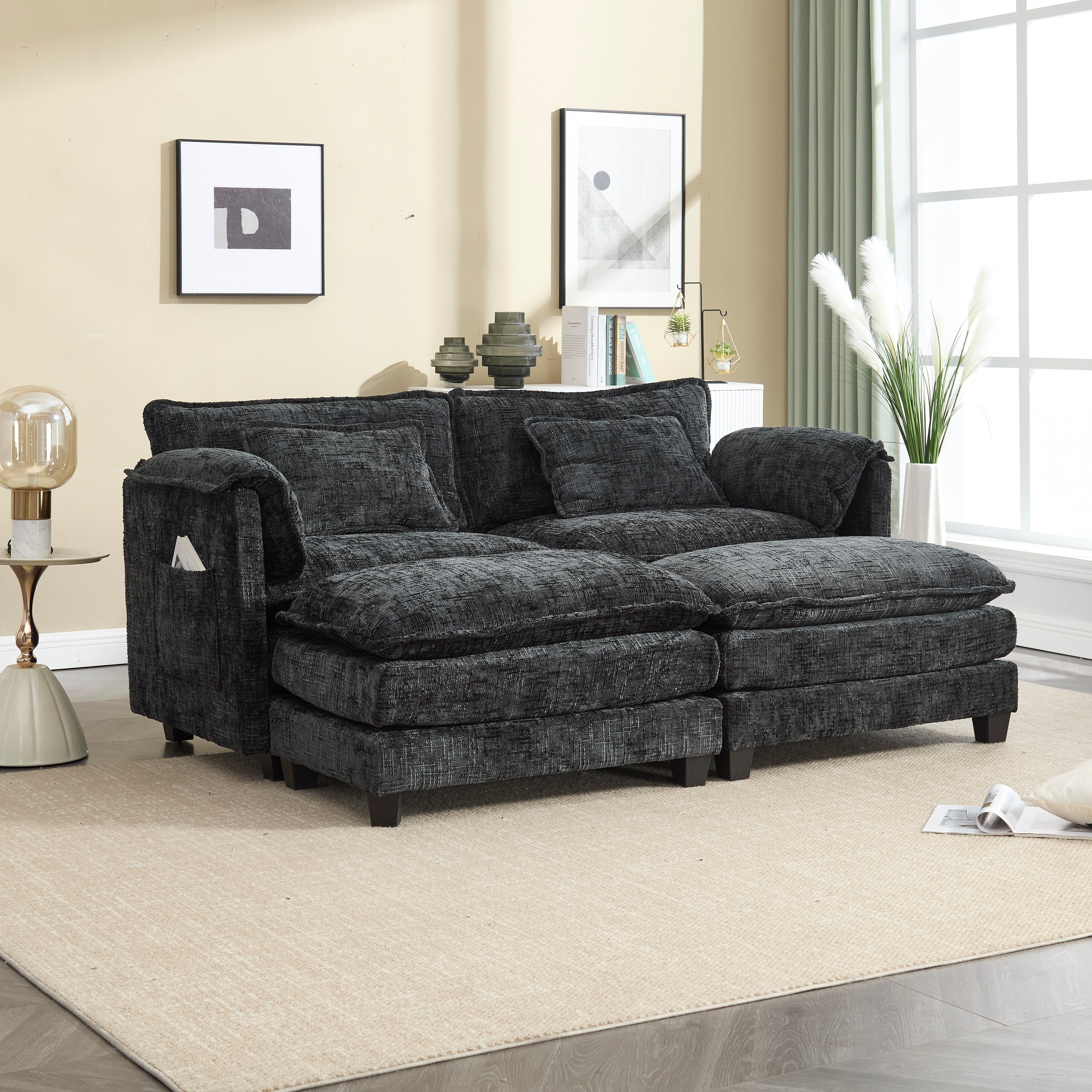 Selected Variant Image