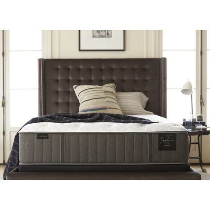 Set di materassi California King-size Stearns &amp; Foster Scarborough da 14 pollici, rigido e diviso