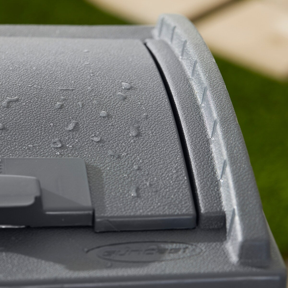 Suncast 30 Gallon Hideaway Trash, bidoni per rifiuti per esterni e cyberspazio