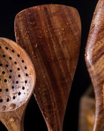 Set di utensili da cucina in legno di teak