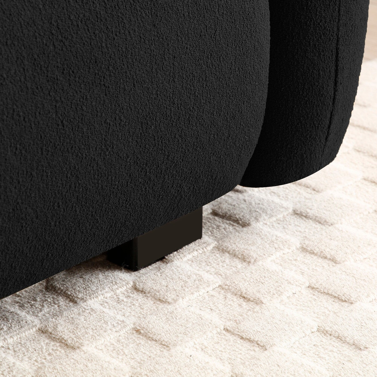 Divano Teddy a 3 posti con gambe in legno