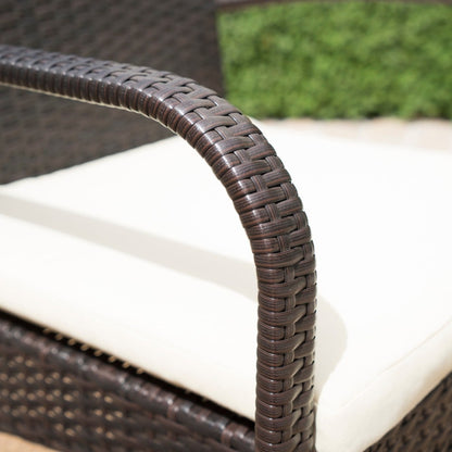 Set da pranzo in vimini da 5 pezzi Theodore Outdoor con cuscino di Christopher Knight Home