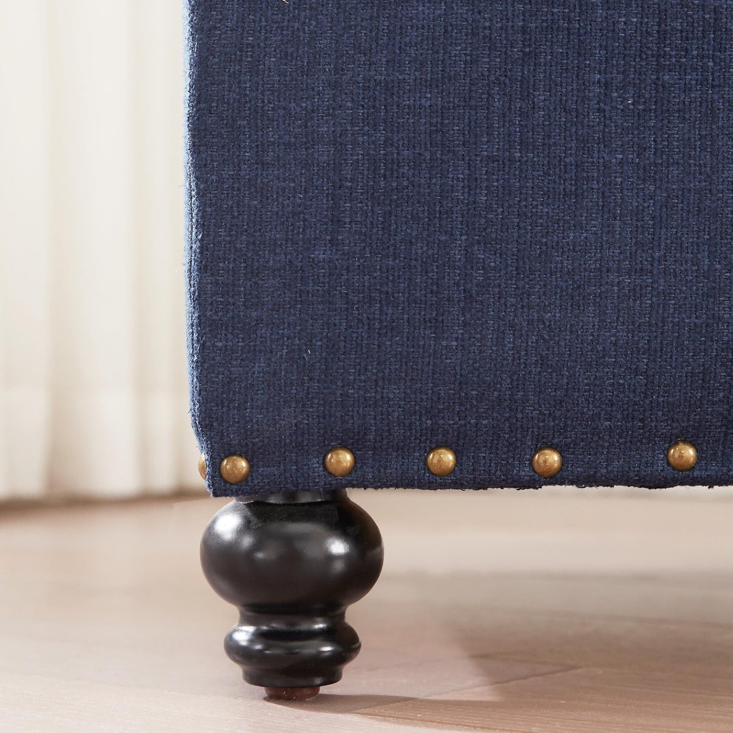 Panca contenitore imbottita, poggiapiedi rettangolare