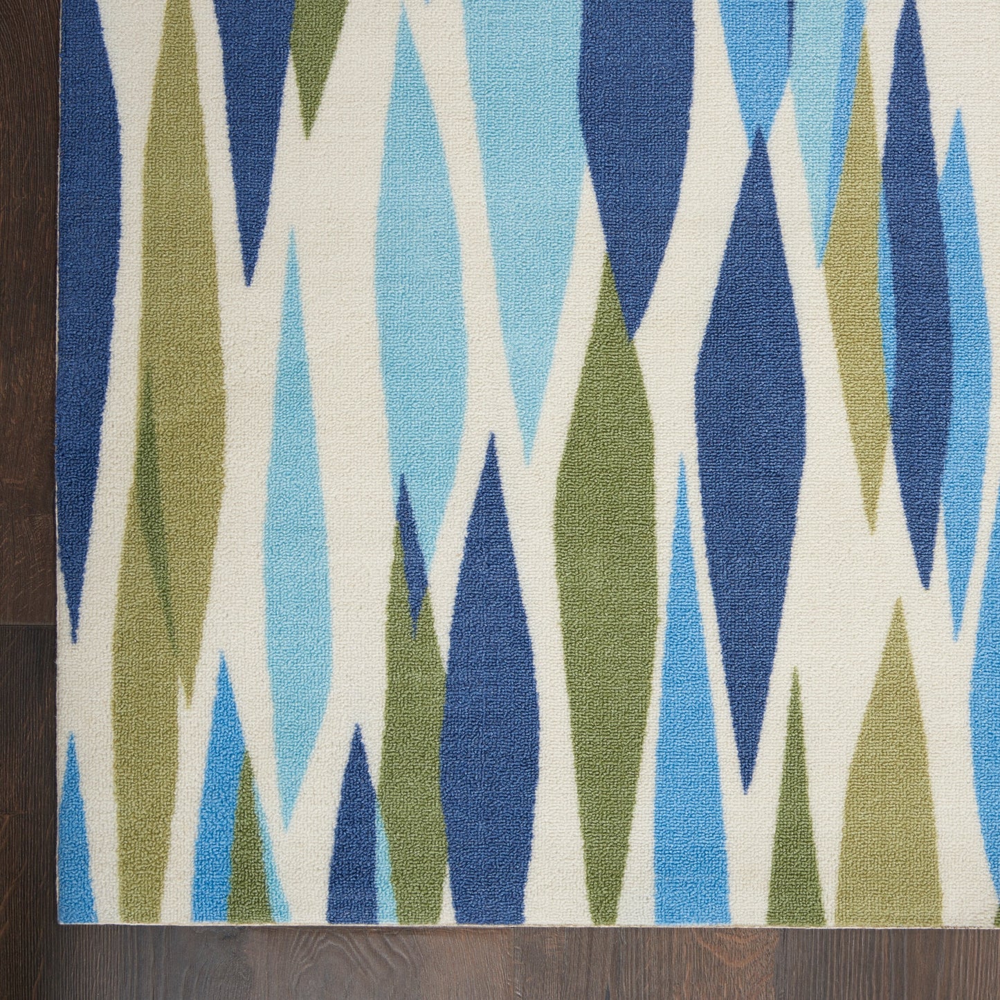 Tappeto Waverly Sun N' Shade moderno astratto per interni ed esterni