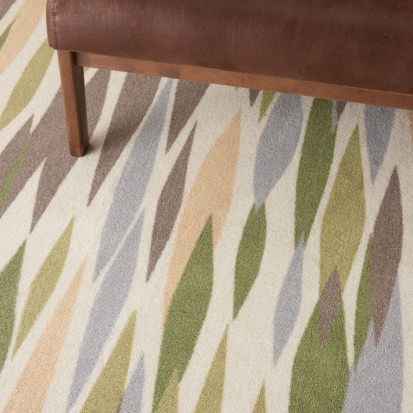 Tappeto Waverly Sun N' Shade moderno astratto per interni ed esterni