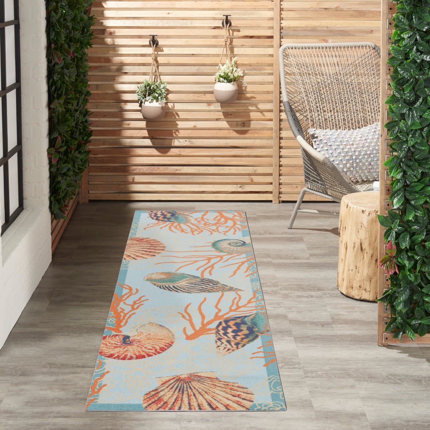 Tappeto per interni ed esterni Waverly Sun &amp; Shade Shore Thing Tropical Sea Shell Floral