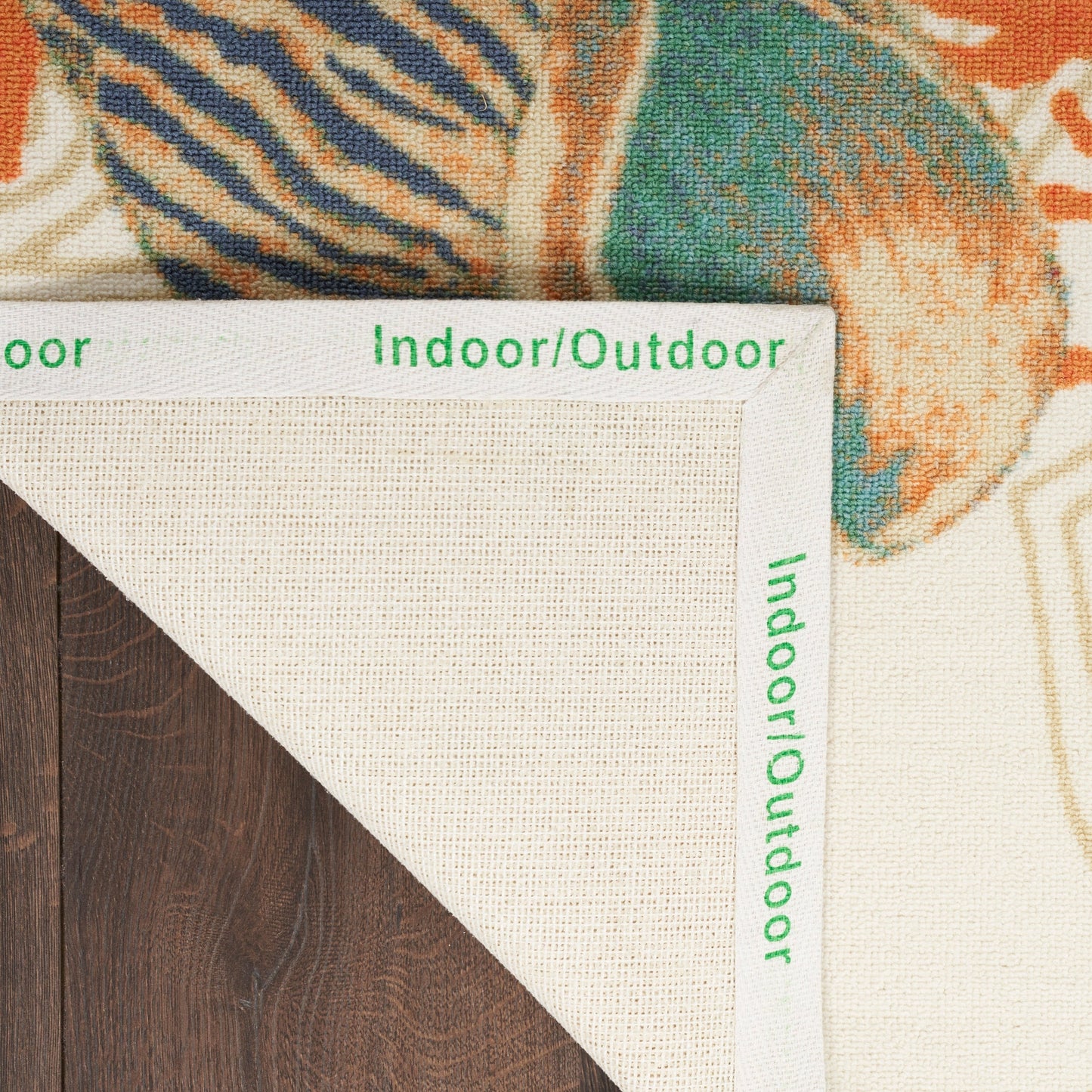 Tappeto per interni ed esterni Waverly Sun &amp; Shade Shore Thing Tropical Sea Shell Floral