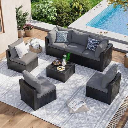 Set di divani componibili in vimini e rattan per patio