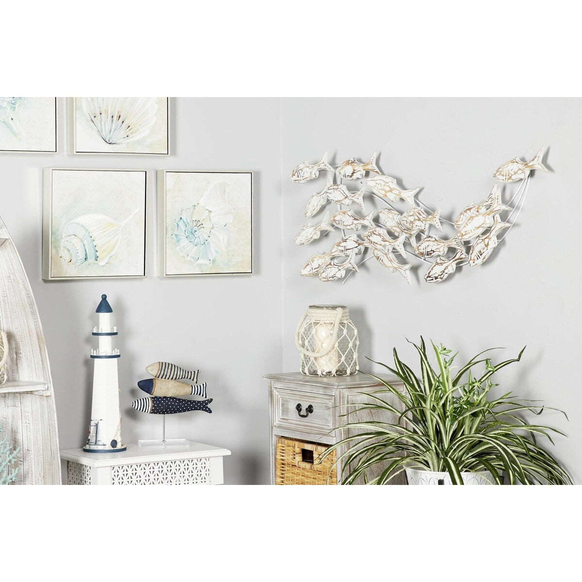Decorazione murale per la casa a forma di pesce in legno fatto a mano con effetto anticato marrone - Bianco - Roche River Decor