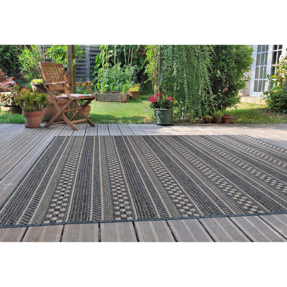 Tappeto per interni/esterni con strisce geometriche bohémien della World Rug Gallery