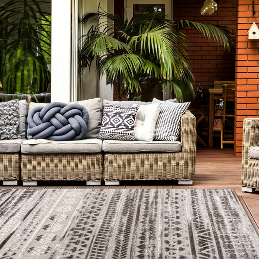 Tappeto per interni/esterni con strisce moderne e motivi geometrici sbiaditi della World Rug Gallery