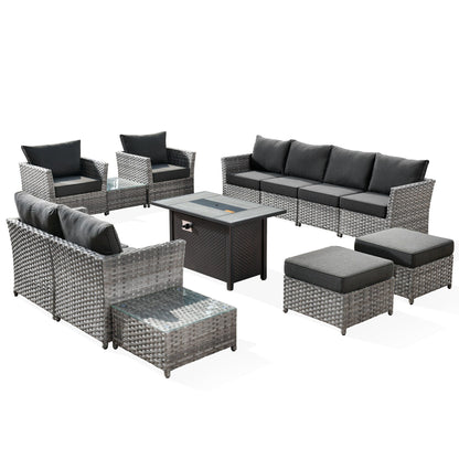 Set di mobili da esterno in vimini da 13 pezzi XIZZI con tavolo da fuoco