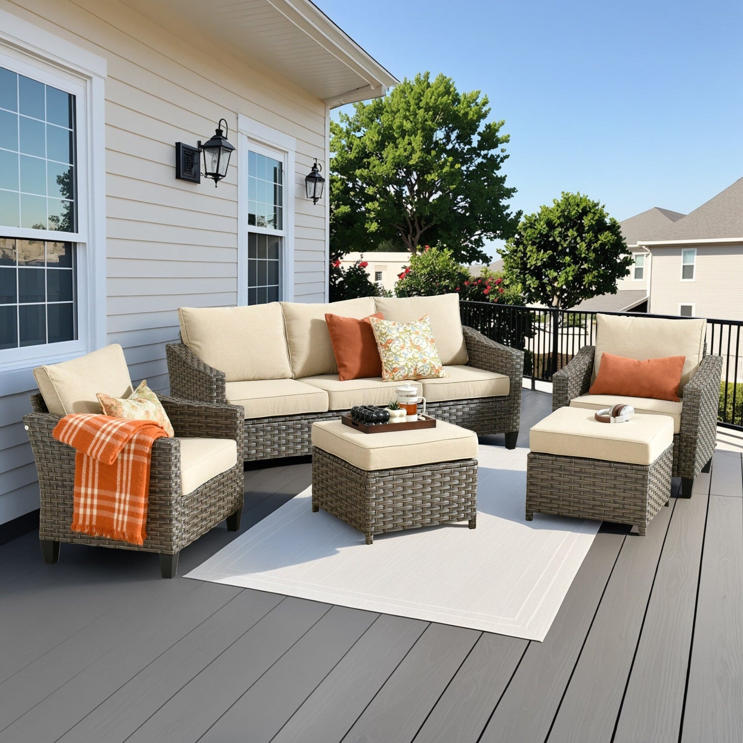 Set di mobili da esterno XIZZI con tavolo da fuoco